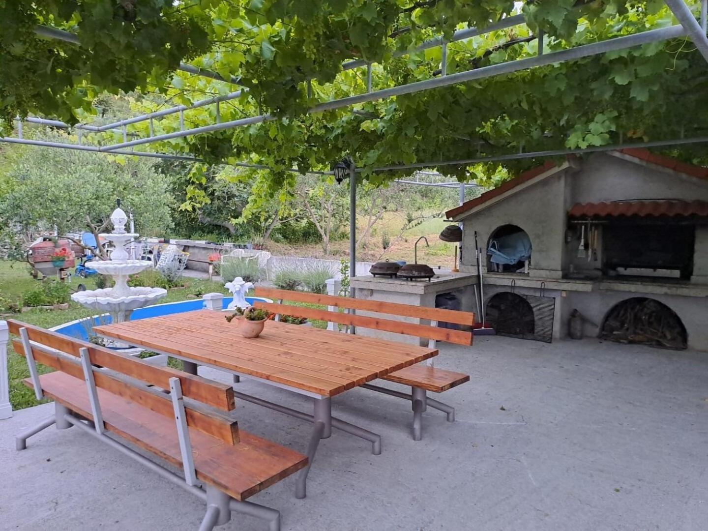 Apartments Mig - With Beautiful Garden Supetarska Draga Exterior photo