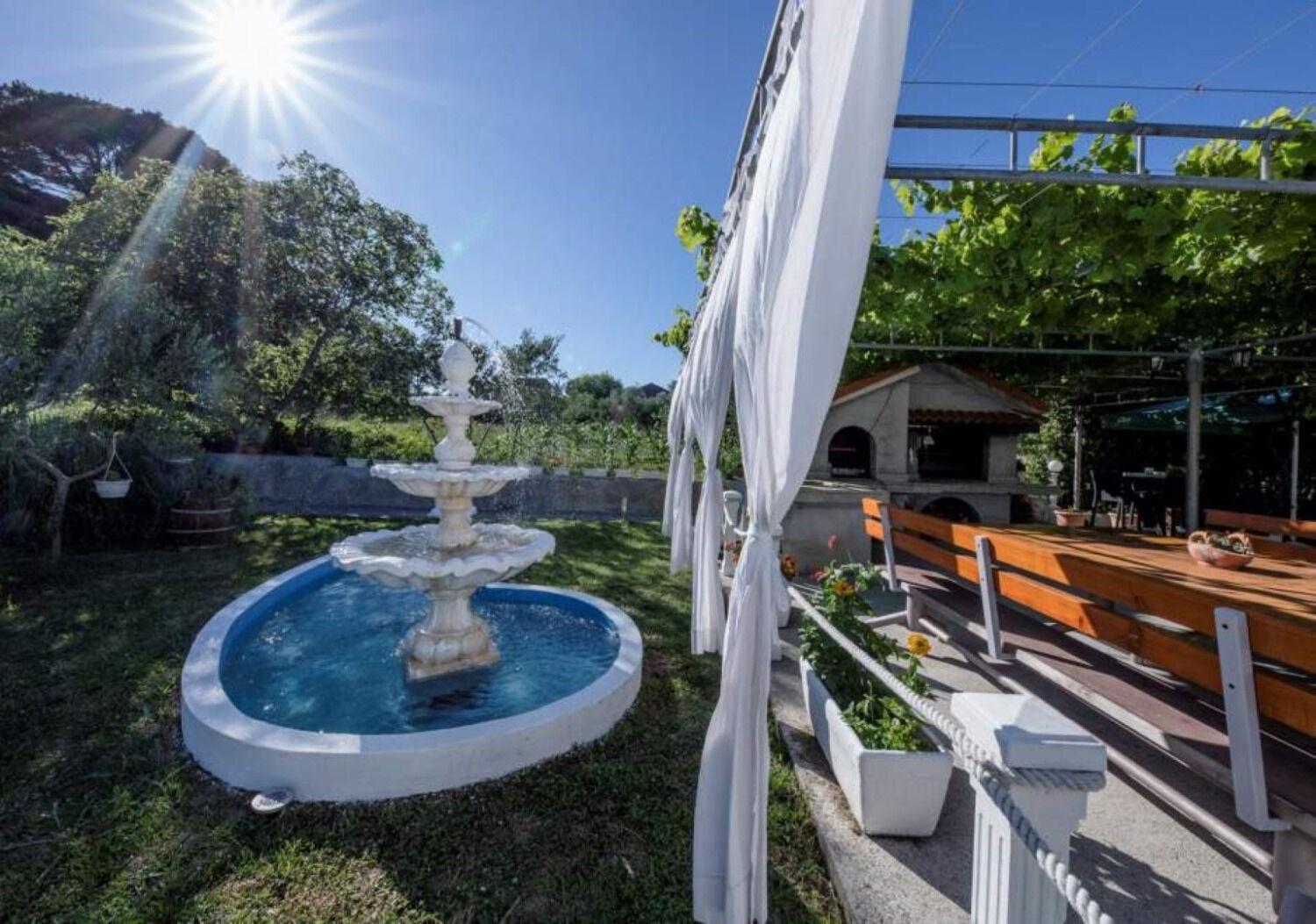 Apartments Mig - With Beautiful Garden Supetarska Draga Exterior photo
